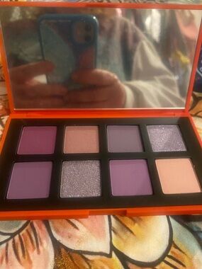 Vibrant Purple Eyeshadow Palette for Women - Multi-Finish Lilac & Violet Shades